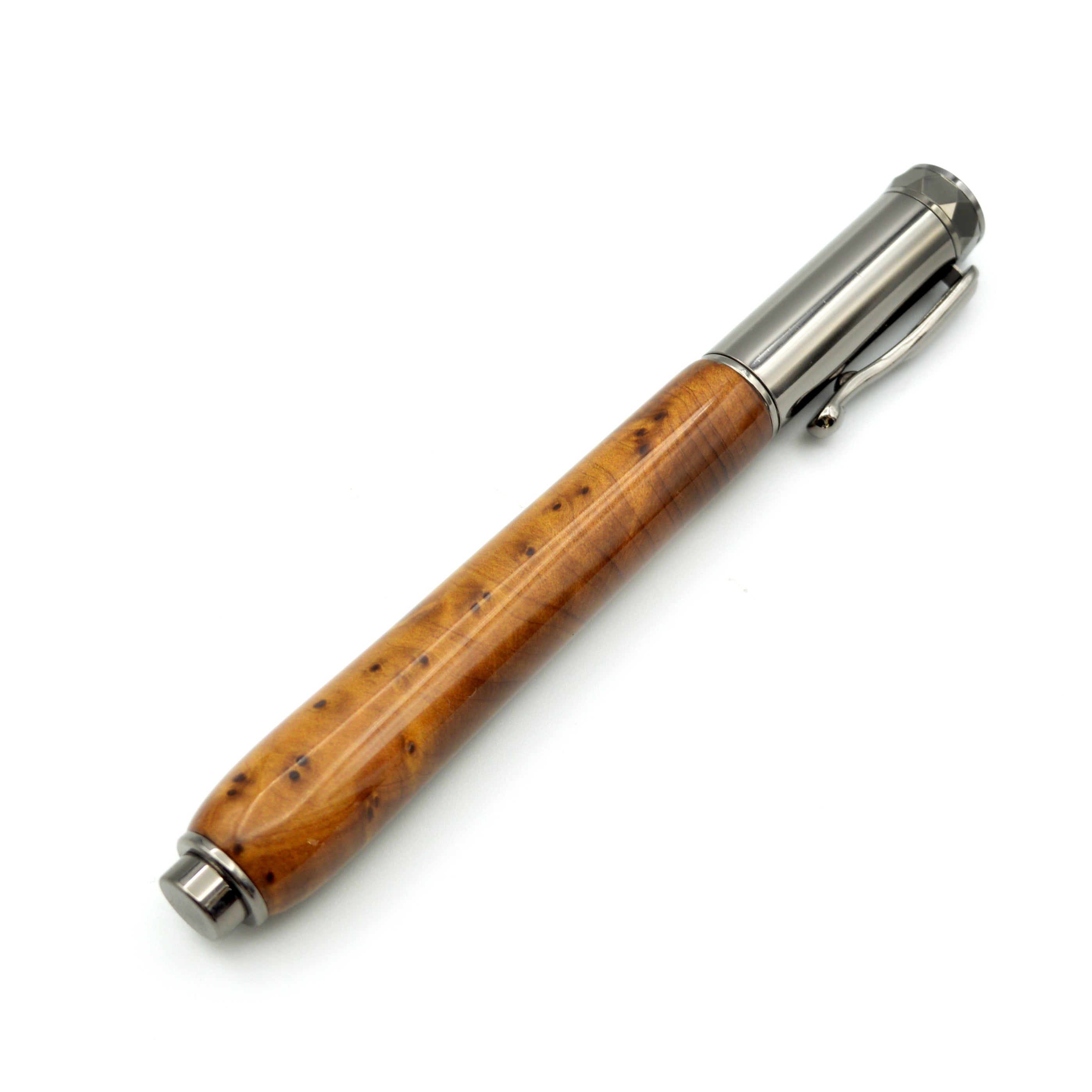Asia - Penna stilografica in radica di tuia