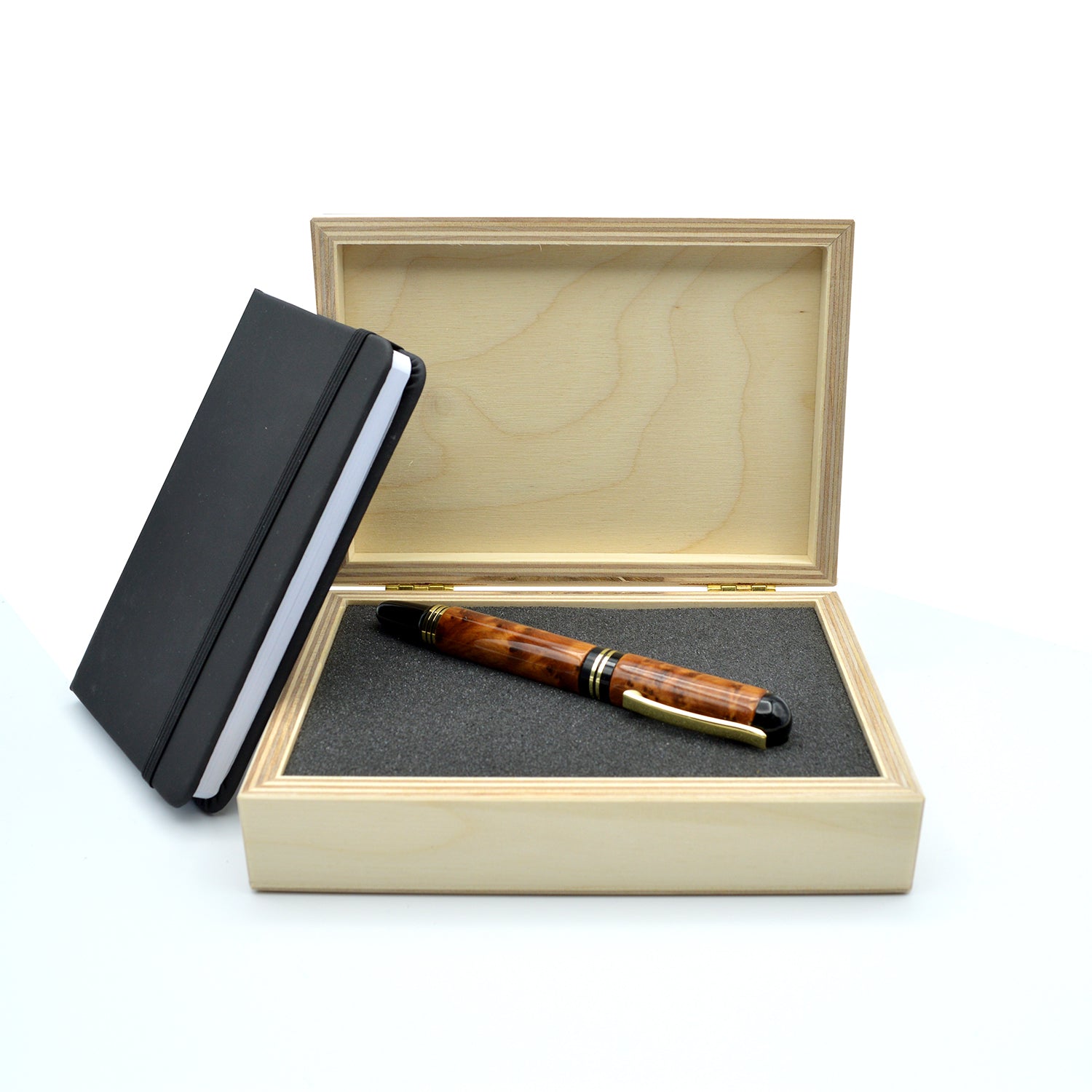 Churchill - Penna stilografica in radica di Tuia